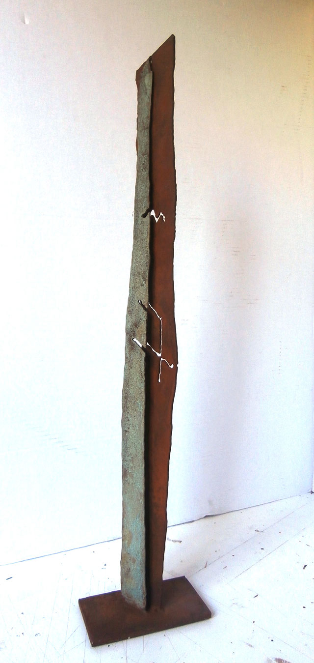 Linear F and W,
due steli scritturali, 79x7 cm,
2006
